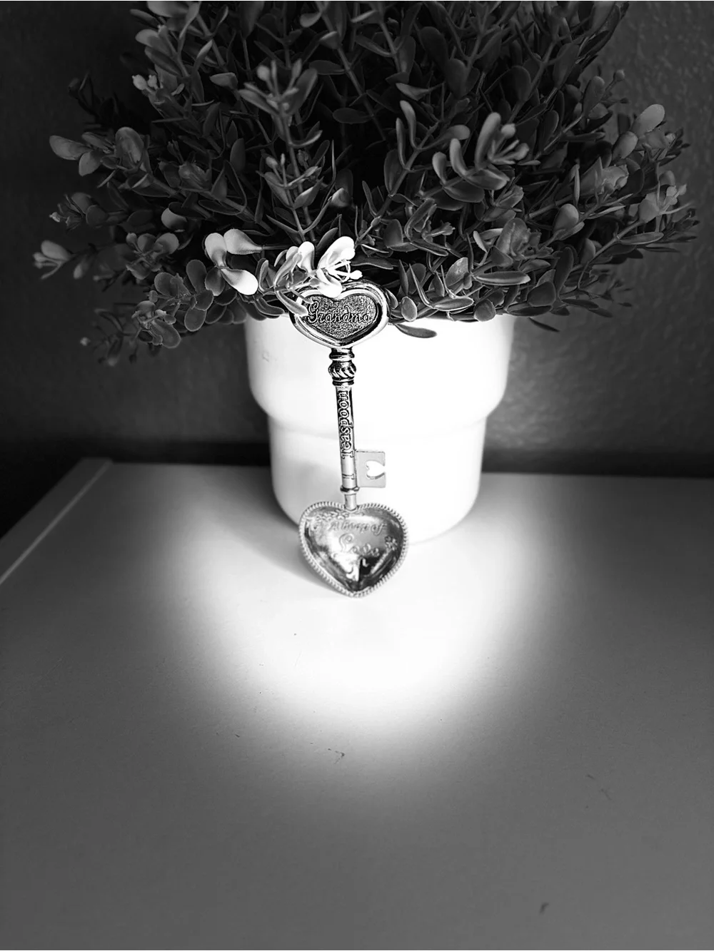 Grandma Key Teaspoon – Silver-Tone Heart Decorative Spoon